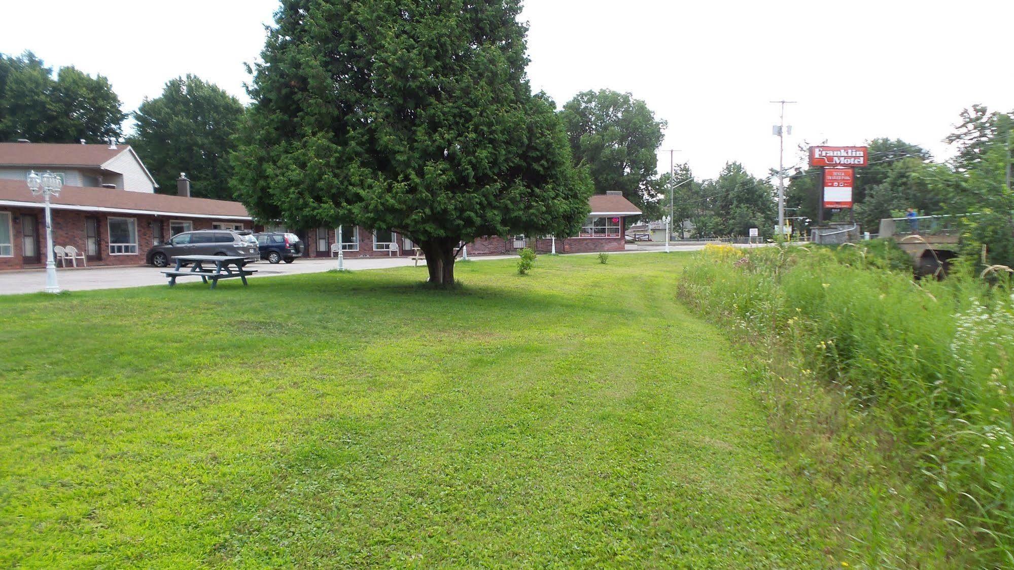 Franklin Motel, Tent & Trailer Park North Bay Esterno foto