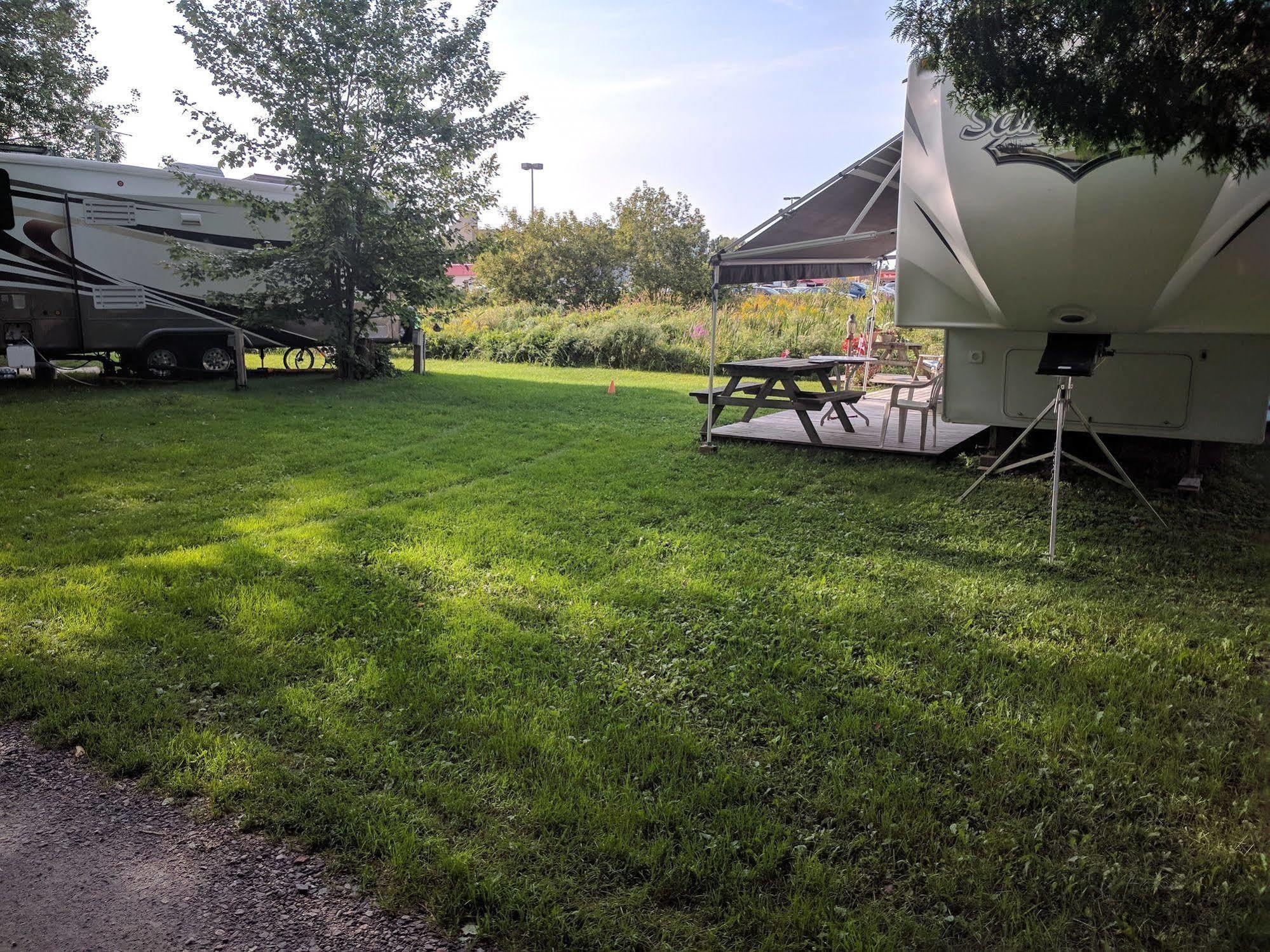 Franklin Motel, Tent & Trailer Park North Bay Esterno foto